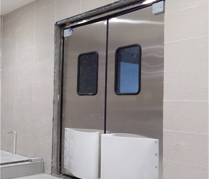 襄阳本地不锈钢自由撞击门厂家