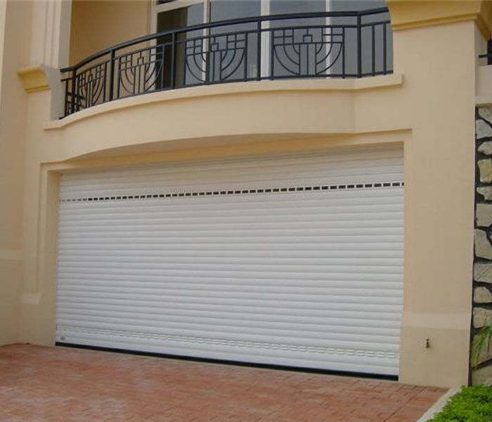 济南专业分段式提升门哪家好